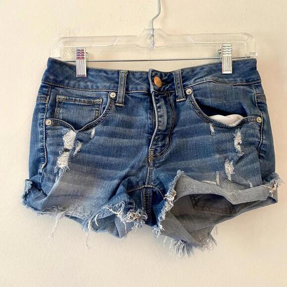 AMERICAN EAGLE distressed midi jean shorts - Picture 1 of 5